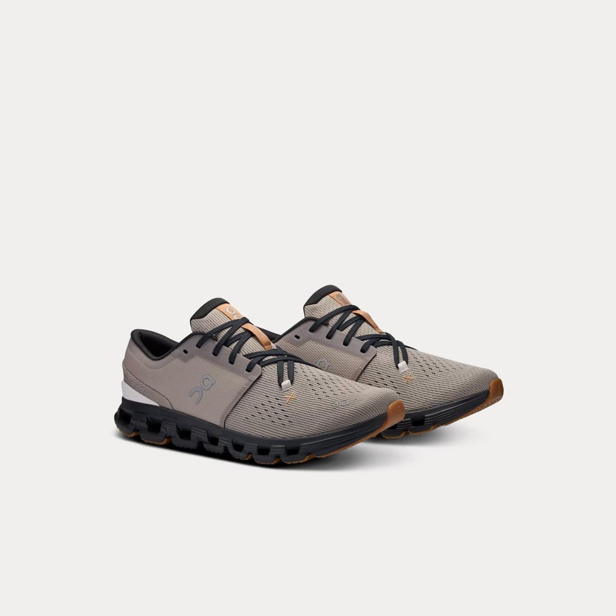 Cloud X 4 in Taupe